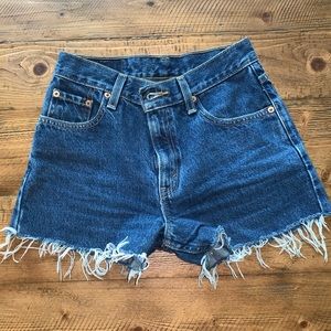 Levi’s 550 shorts